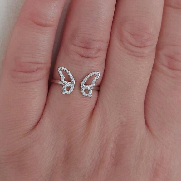 925 Sterling Silver Butterfly CZ Adjustable Ring - Picture 1 of 9